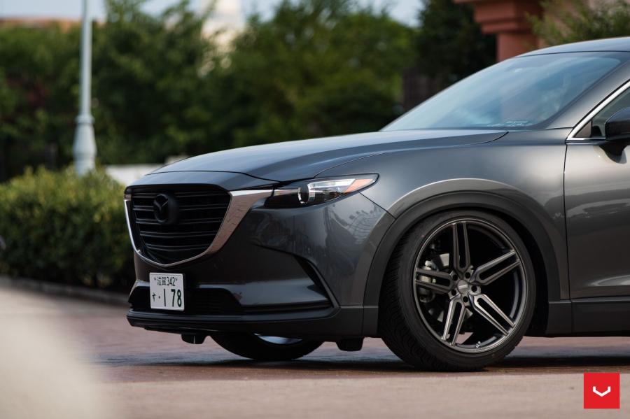 Детали экстерьера Mazda CX-9 on Vossen Wheels (HF-1) 2019 года  (фото 14 из 23)